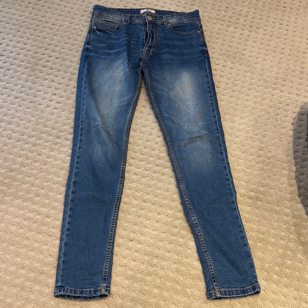 Stylish Men's Blue Skinny Jeans